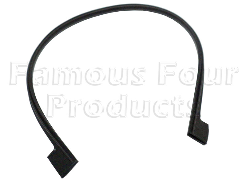 FF013891 - Rubber Seal - Bottom of Bellhousing Flywheel Cover - Land Rover Discovery 1994-98