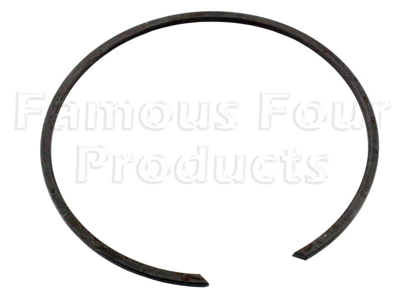 Circlip - Wheel Bearing - Land Rover Freelander 2 (L359) - Propshafts & Axles