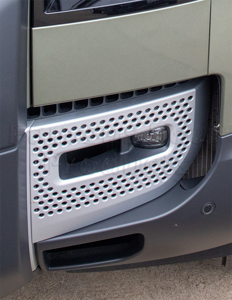 Cover Grille - Front Fog Lamp - Land Rover New Defender (L663) - Accessories