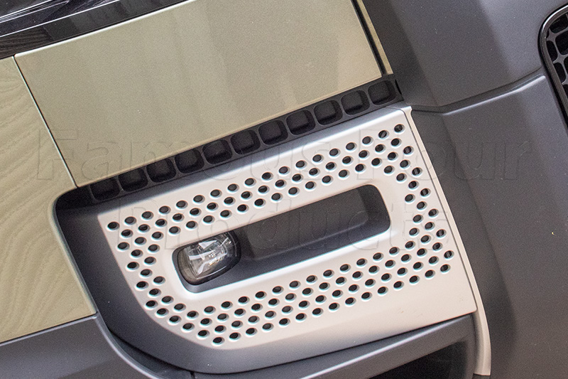 Cover Grille - Front Fog Lamp - Land Rover New Defender (L663) - Accessories