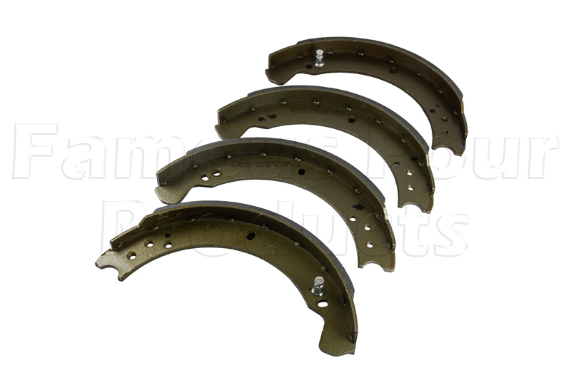 Brake Shoe Axle Set - Land Rover Series IIA/III - Brakes