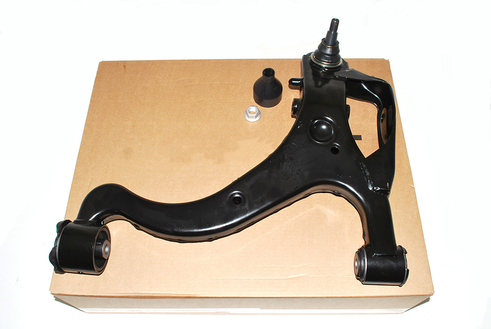 Lower Front Suspension Arm - Land Rover Discovery 3 (L319) - Suspension & Steering