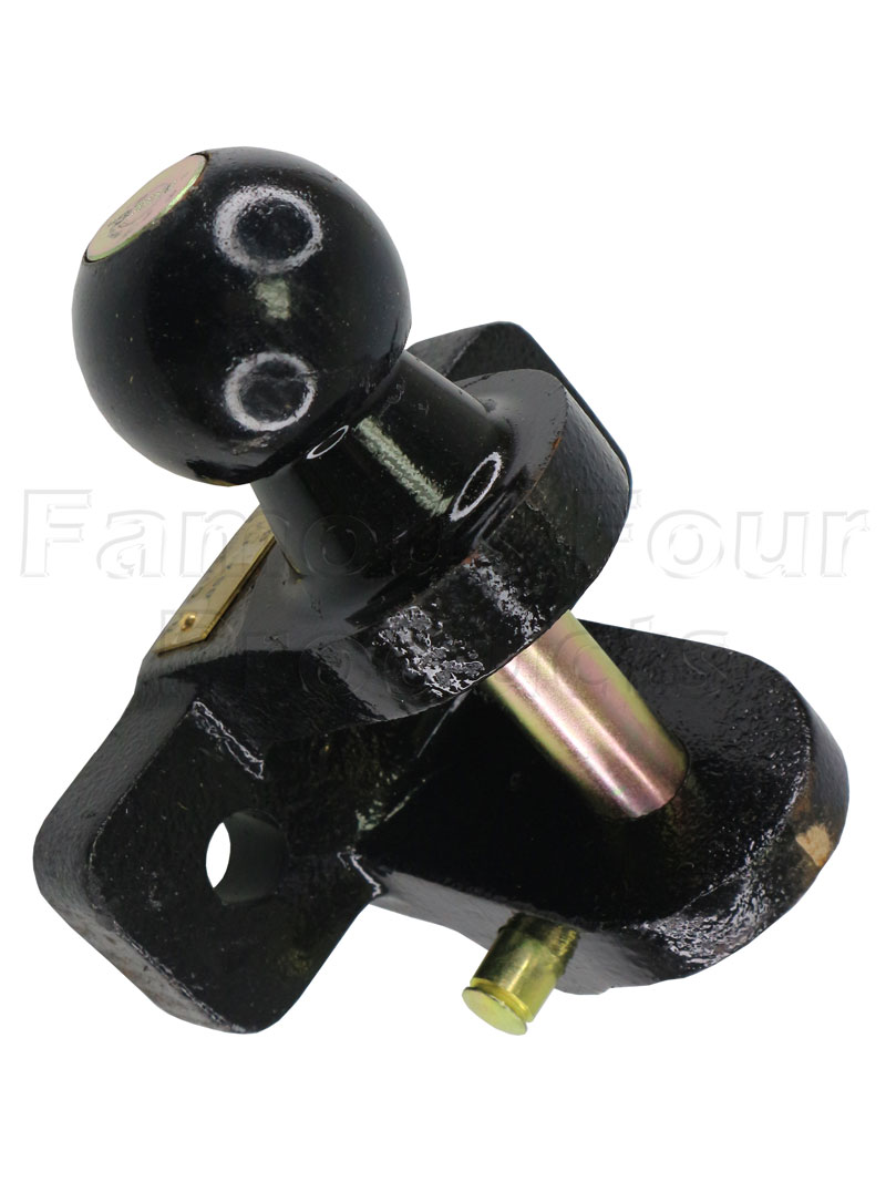 FF015495 - Tow Ball & Jaw Combination Tow Hitch - Land Rover Series IIA/III