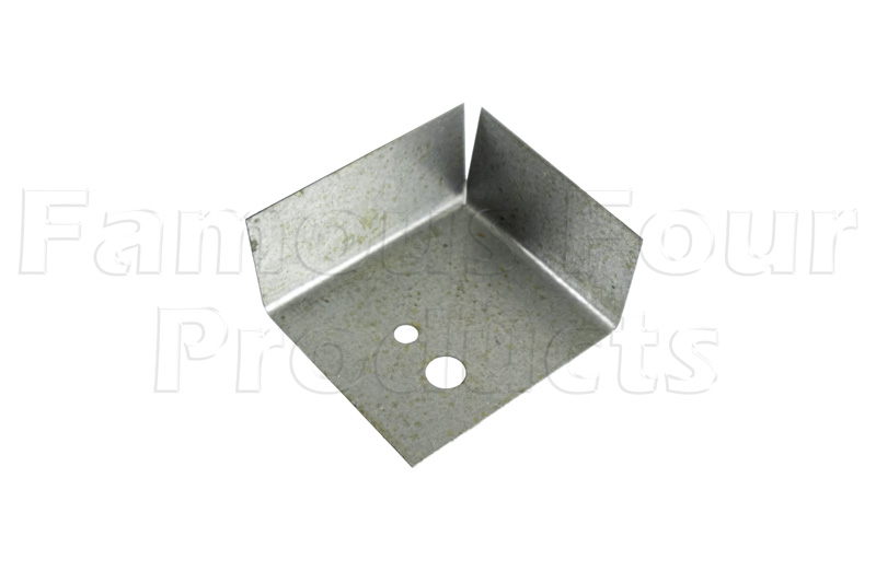 Heatshield - Exhaust to Gearbox Mount - Land Rover Discovery 1994-98 - Clutch & Gearbox