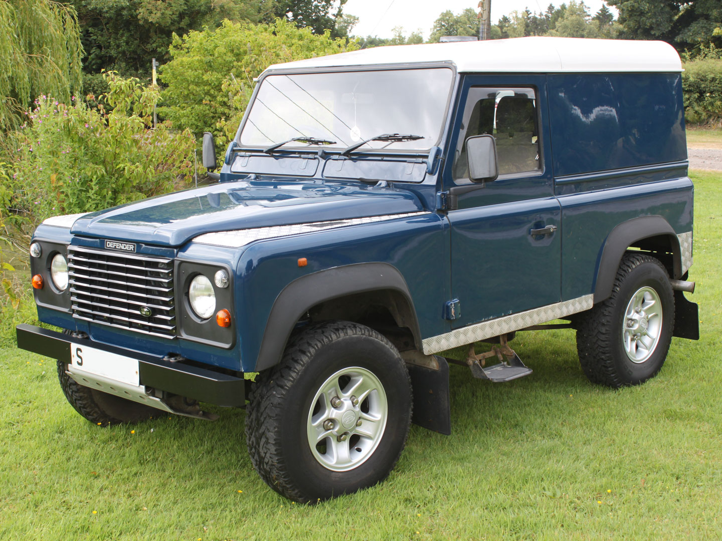 Land Rover Defender 90 300 Tdi